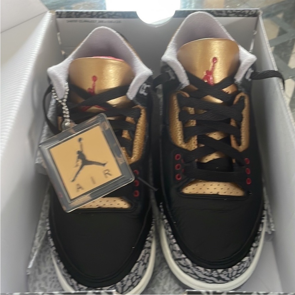 WMNS AIR JORDAN 3 RETRO